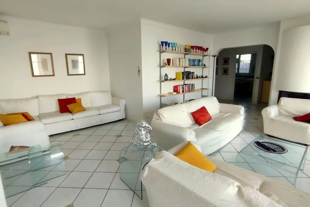 House With Panoramic Sea View, Le Trayas Villa Saint-Raphael