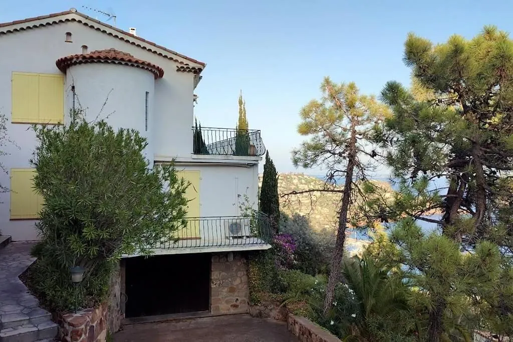 House With Panoramic Sea View, Le Trayas Villa Saint-Raphael   Saint-Raphael (Var)