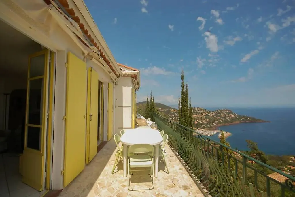 House With Panoramic Sea View, Le Trayas Villa Saint-Raphael